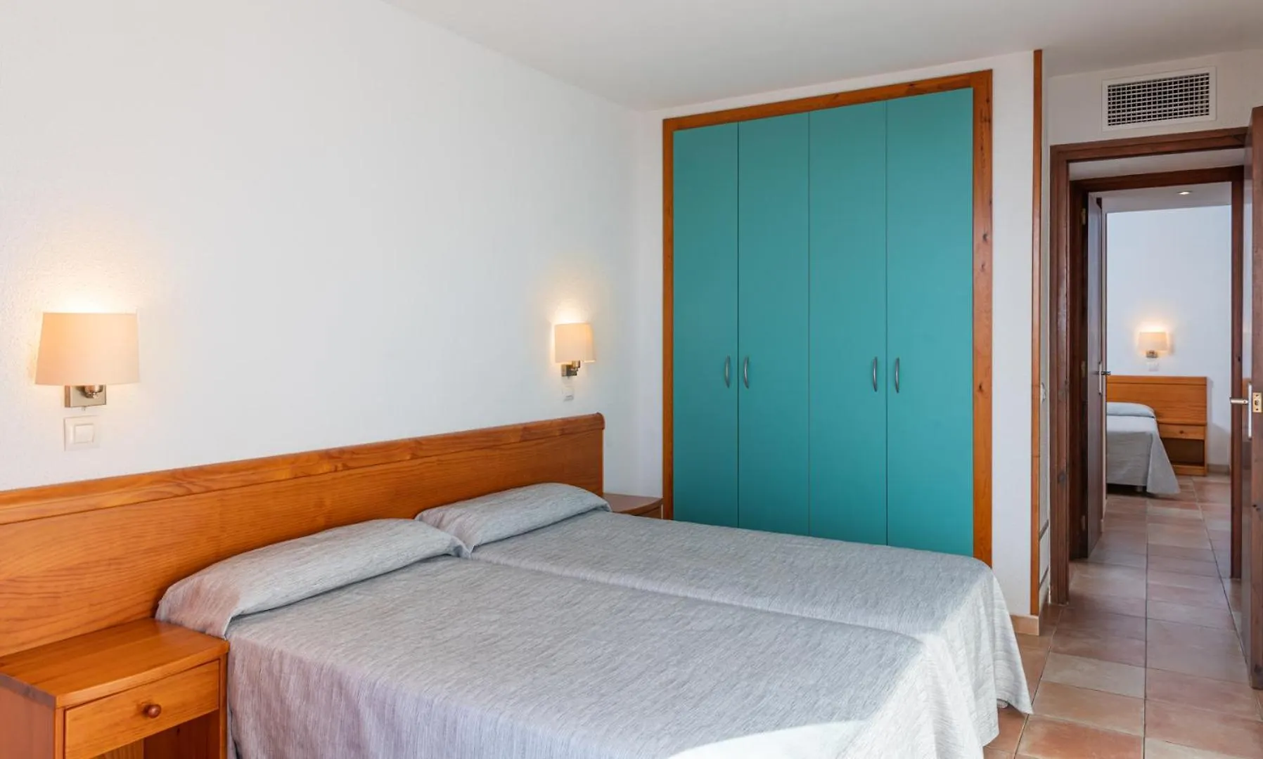 Albamar Apartaments Lloret de Mar 0*,